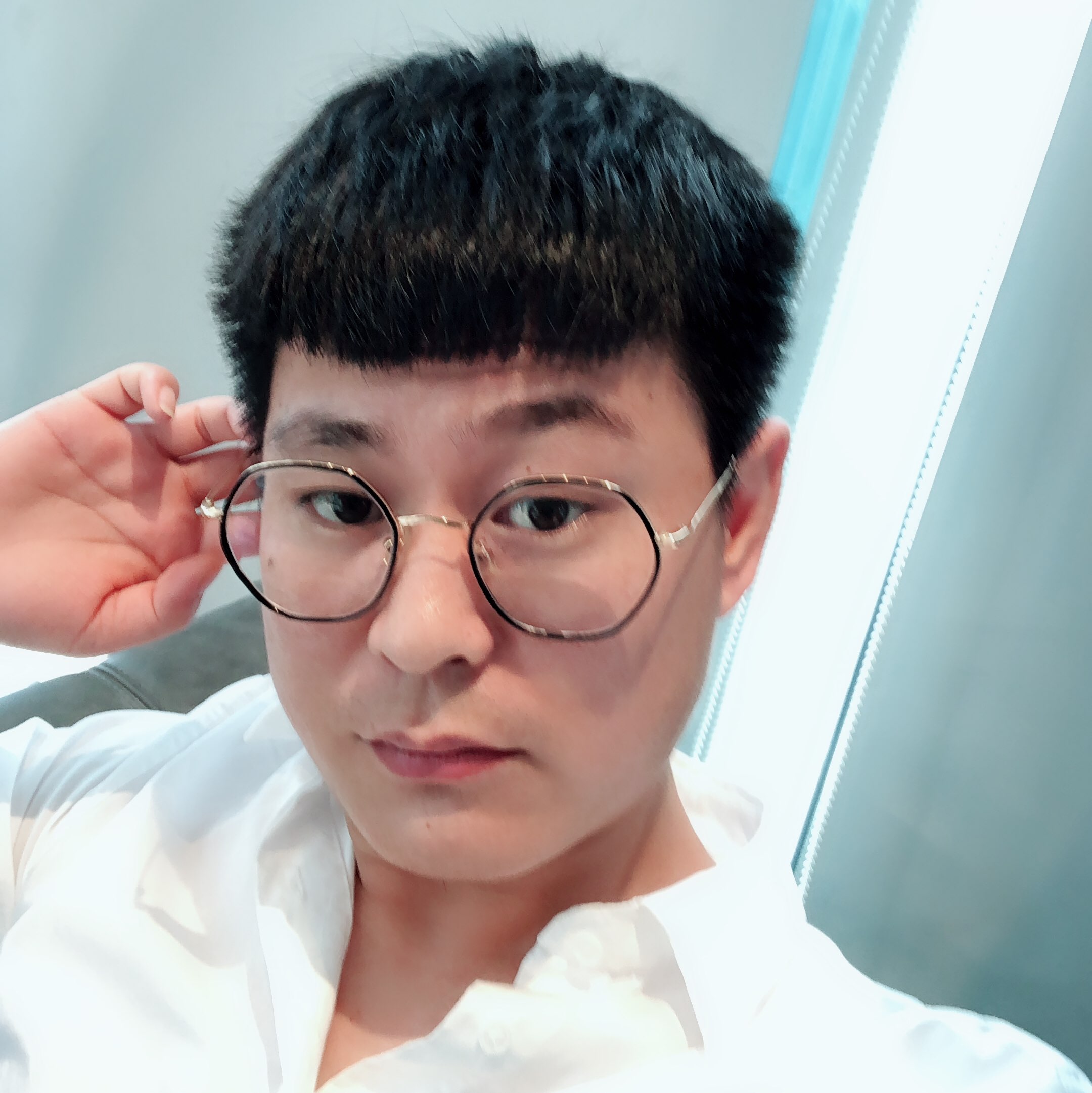 兄弟想你了-抖音越南版.m4a-indulge ღ 杨洋