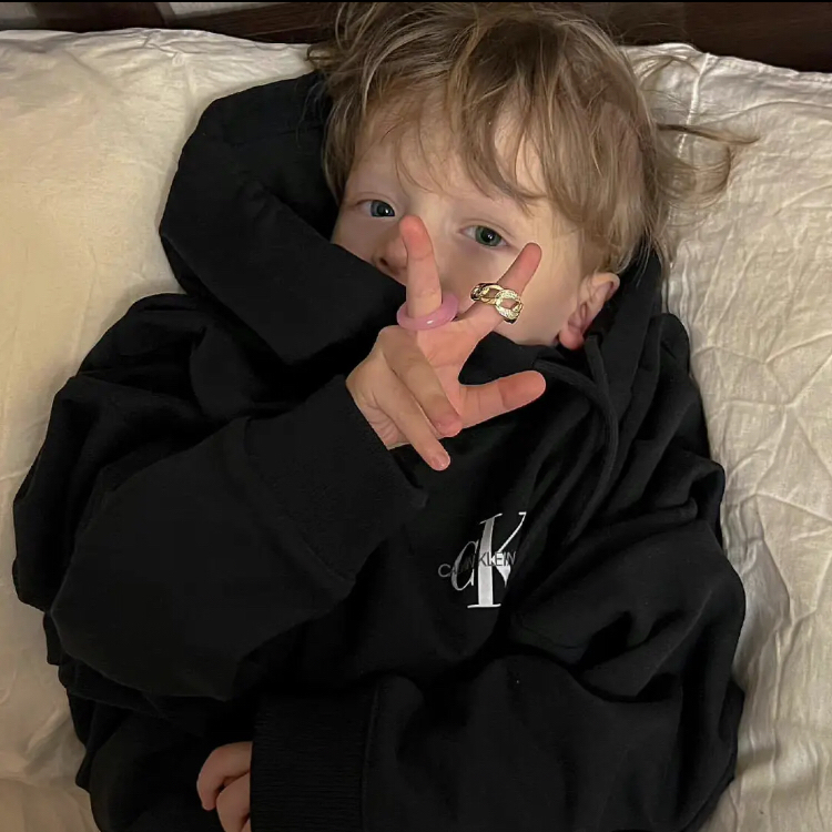 In the  shadow Of the  sun